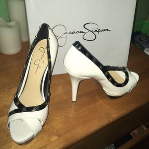 ****REDUCED PRICE!!! ****Jessica Simpson 7.5 Heels